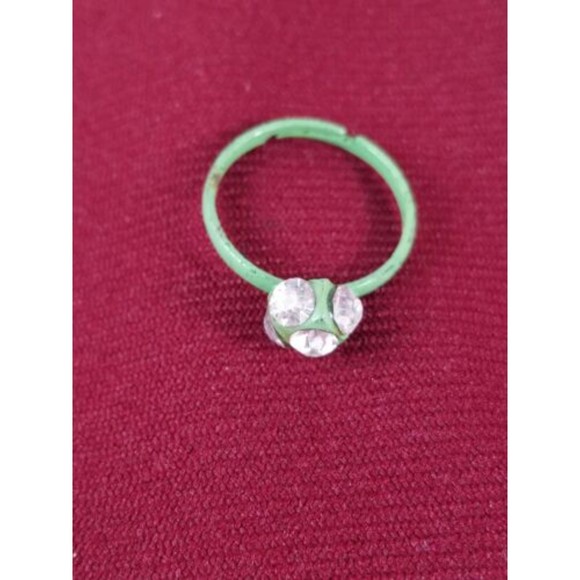 NWT! Womens Chuns Fashions Ring Green Band Clear Stones One Size Bling Jewelry - Picture 2 of 6